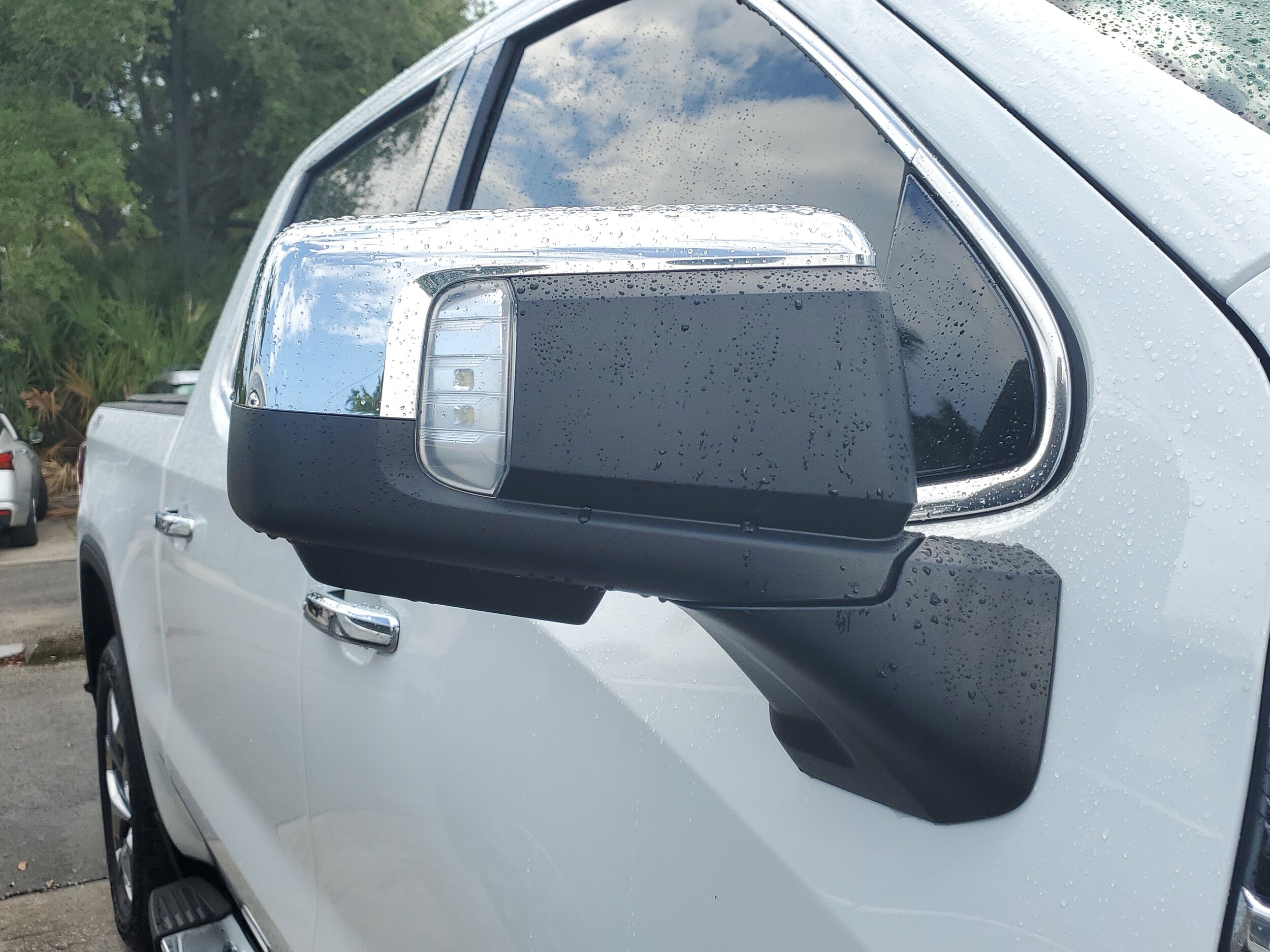 2022 Gmc Sierra 1500 SLT photo 3