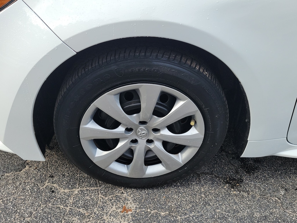 Used 2022 Toyota Corolla LE Sedan