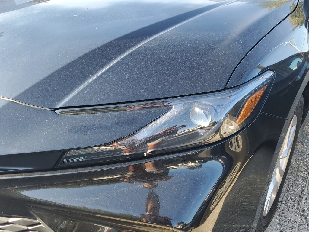 2025 Toyota Camry LE photo 3