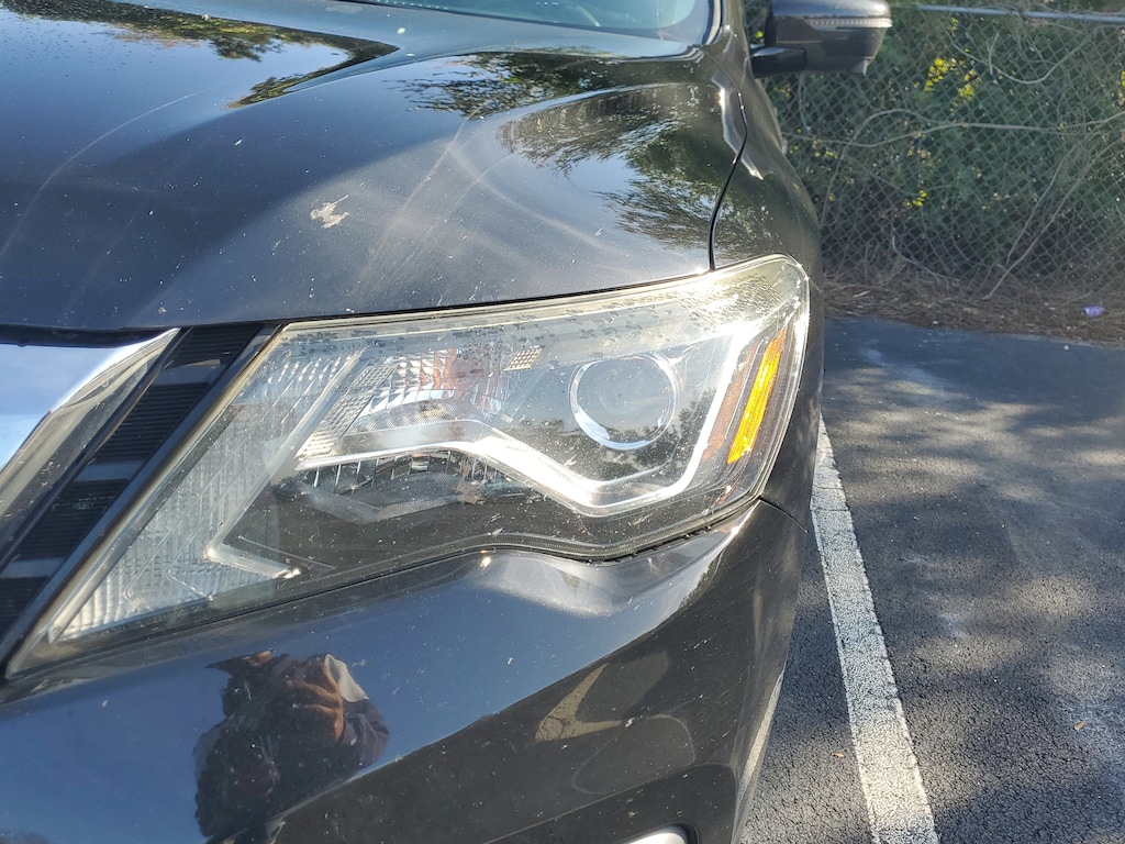 Used 2020 Nissan Pathfinder Platinum SUV