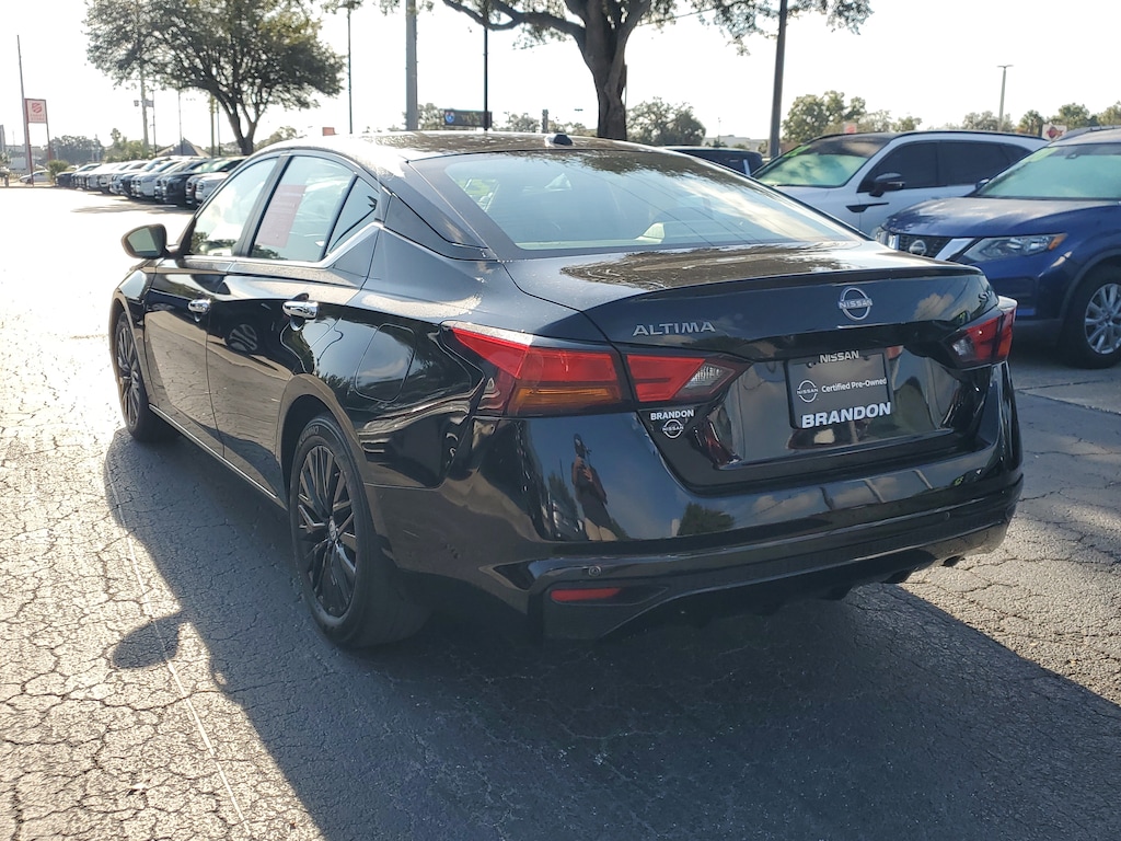 Used 2024 Nissan Altima 2.5 SV Sedan