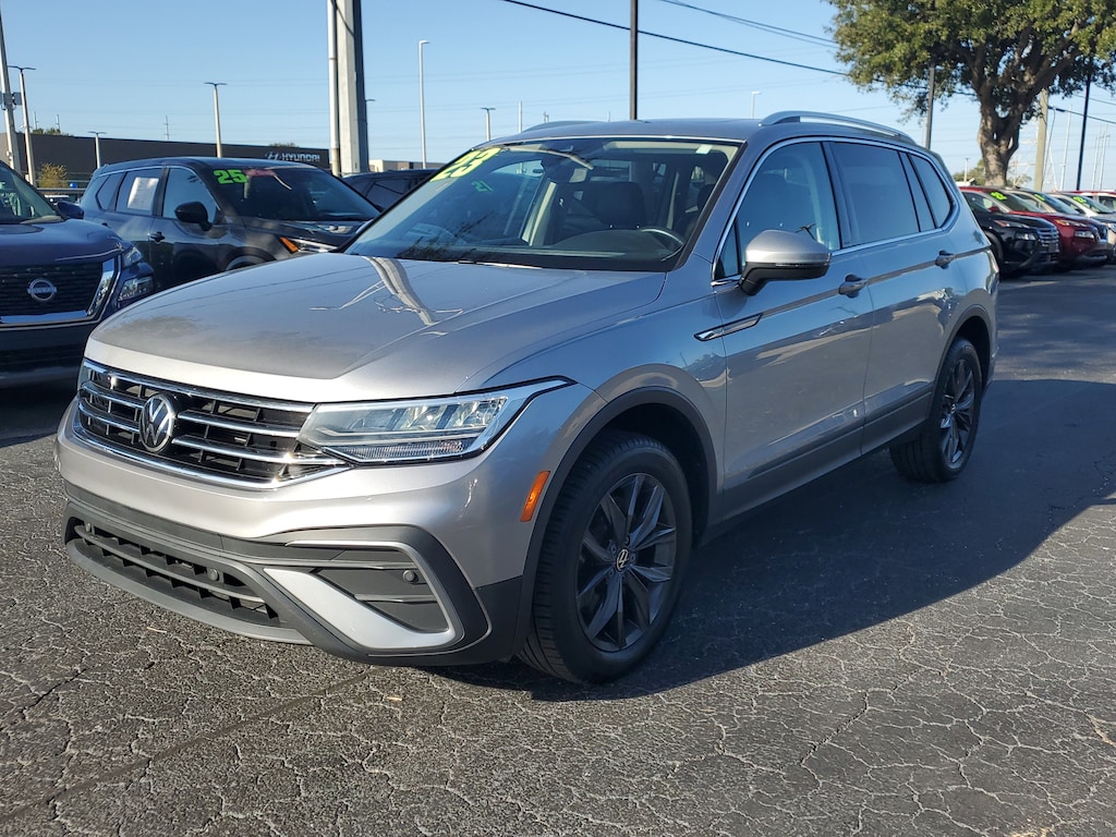 2023 Volkswagen Tiguan SE photo 4