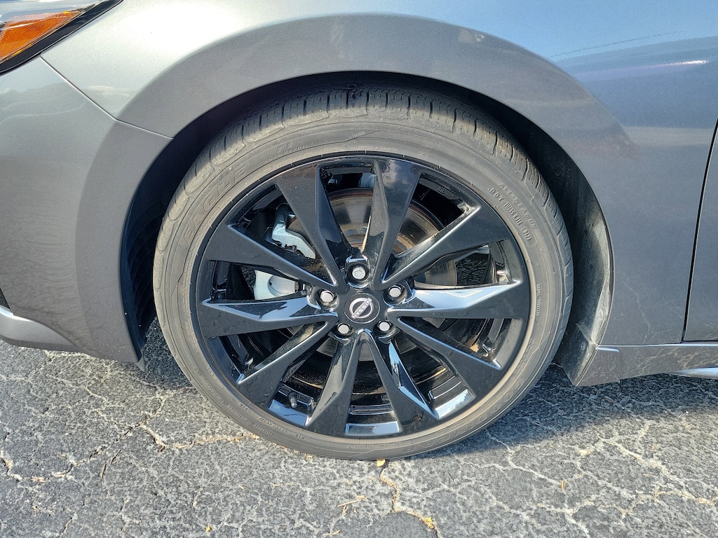 Certified 2023 Nissan Maxima SR Sedan