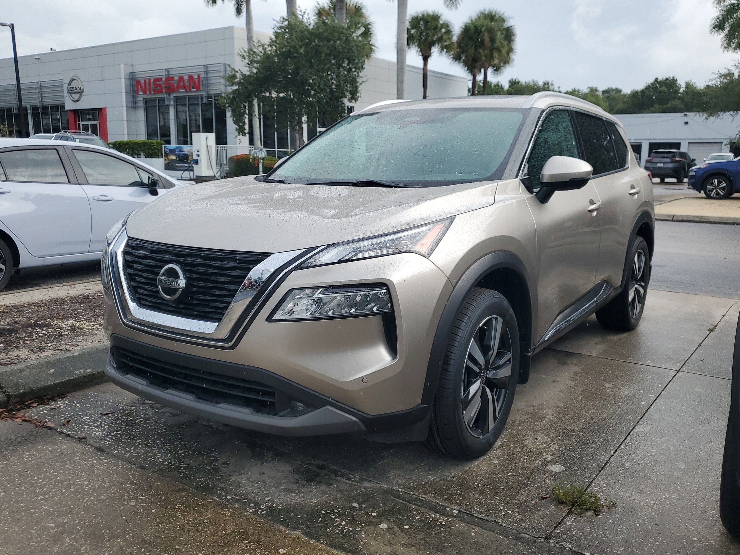 2021 Nissan Rogue SL photo 3