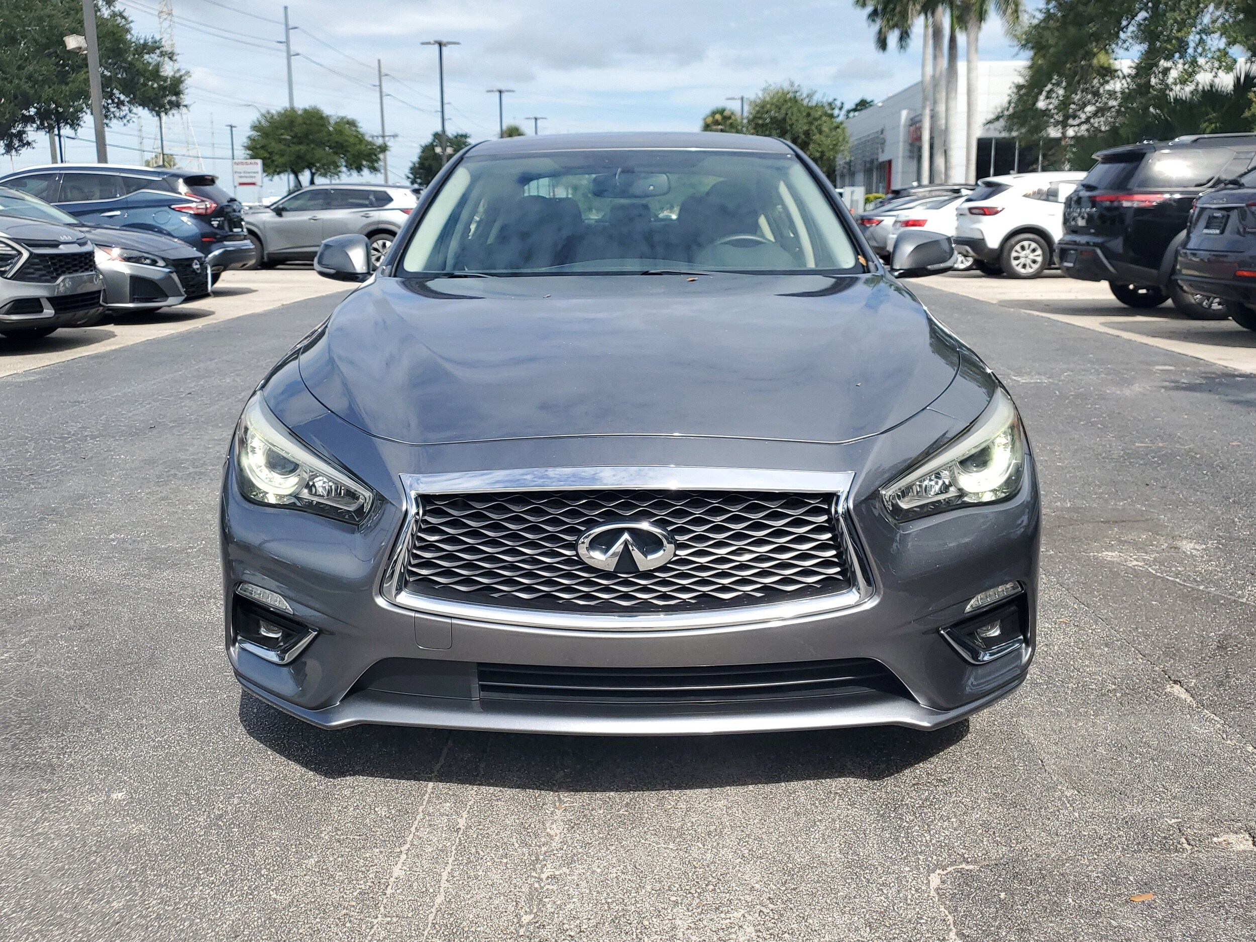 2019 Infiniti Q50 3.0t LUXE photo 2