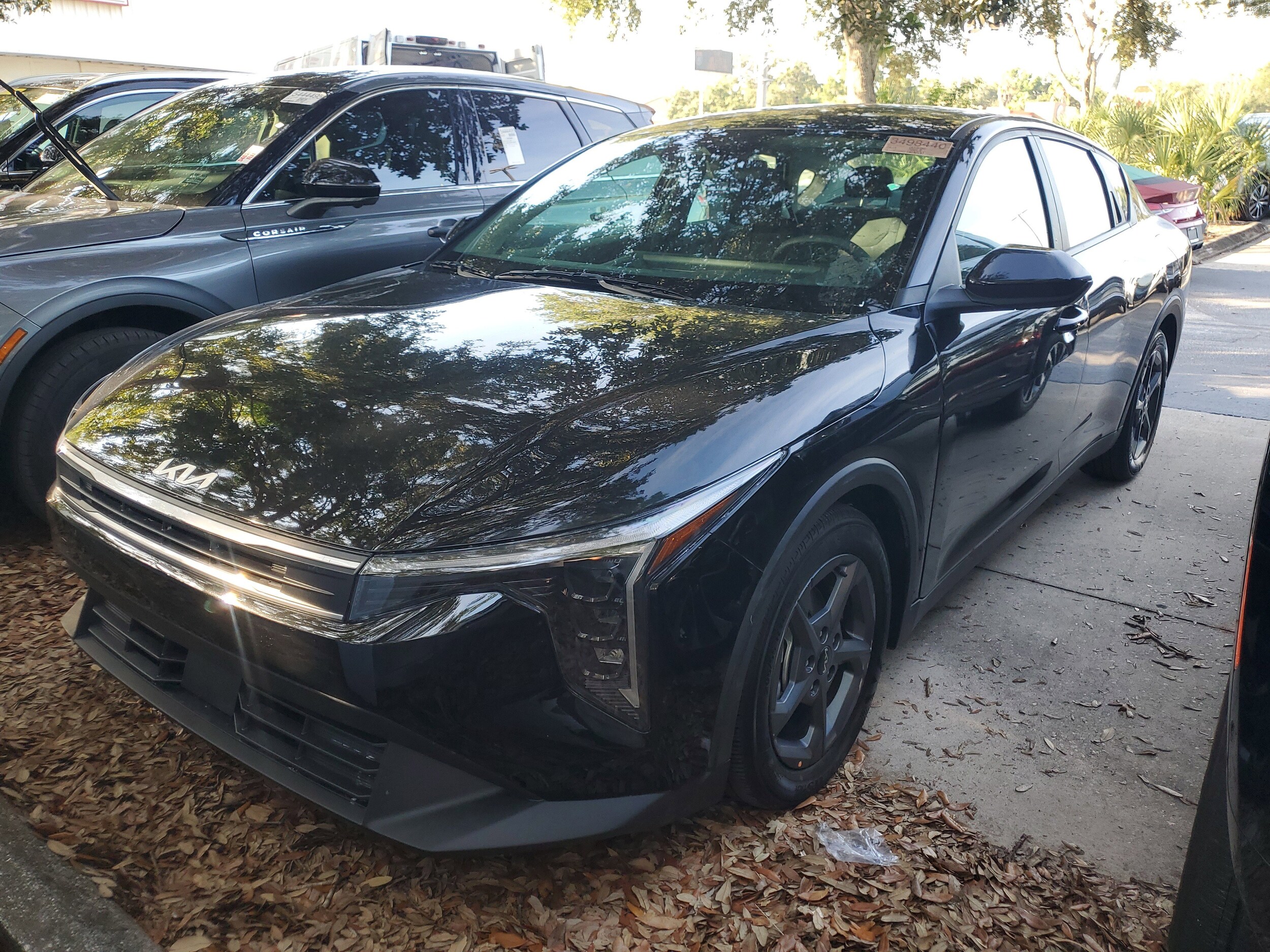 2022 Kia K5 LXS photo 2