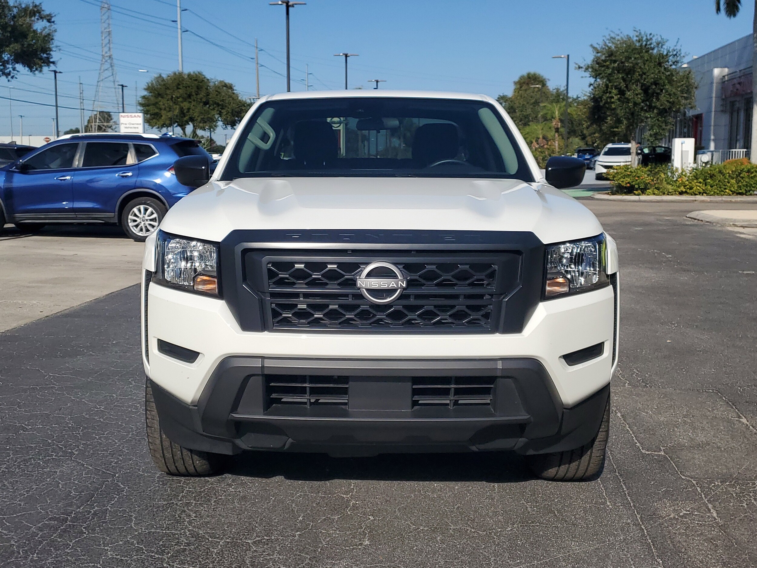 2024 Nissan Frontier S photo 2