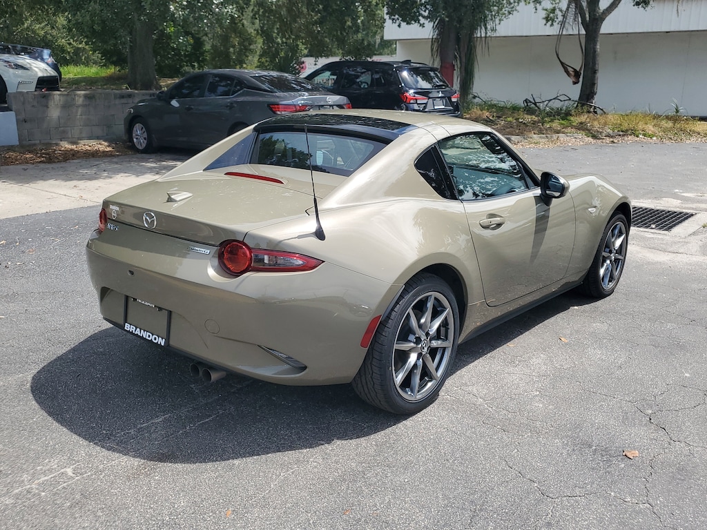 2023 Mazda MX-5 Miata Miata RF Grand Touring photo 8