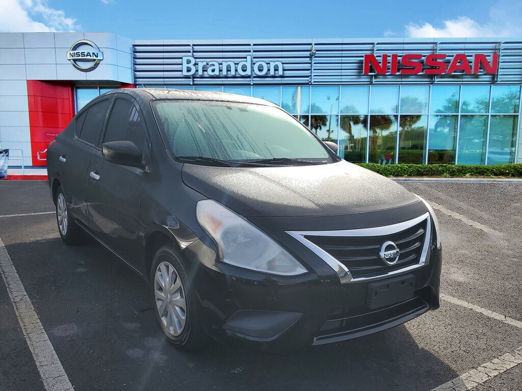 2019 Nissan Versa 1.6 SV photo 2