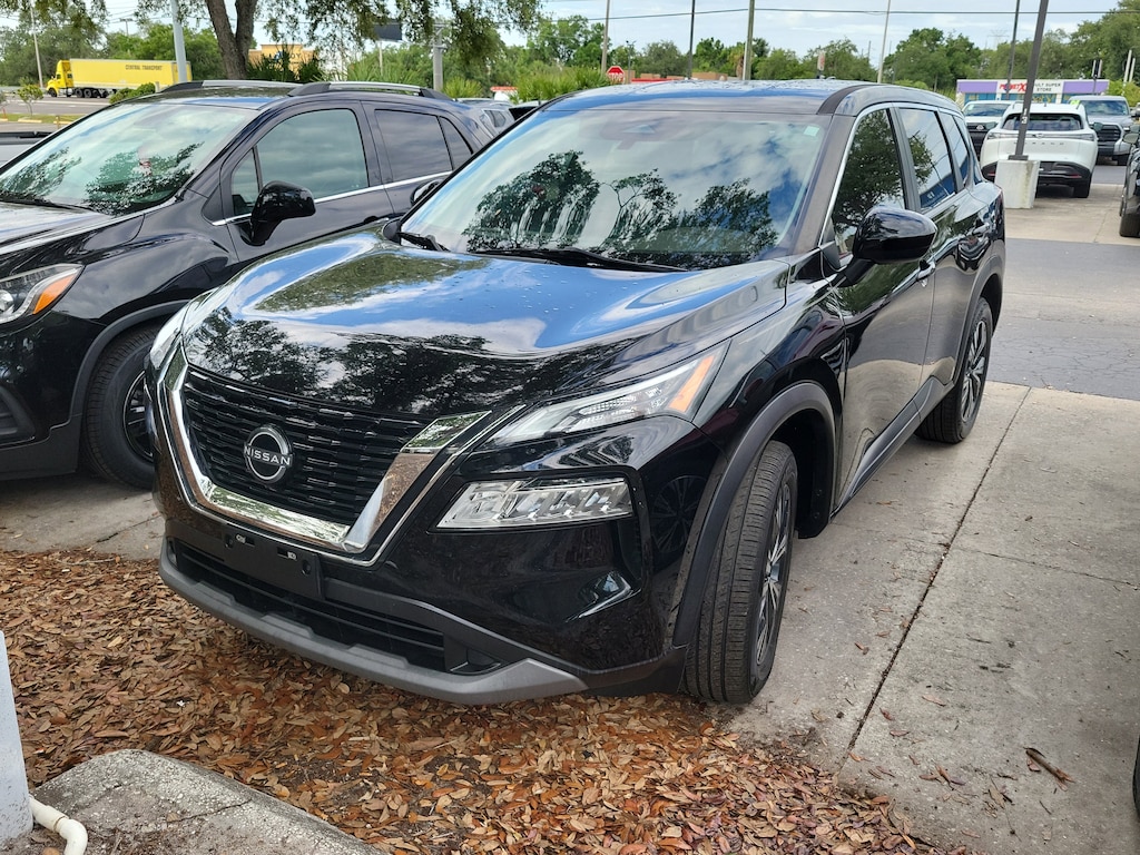 Used 2023 Nissan Rogue SV SUV