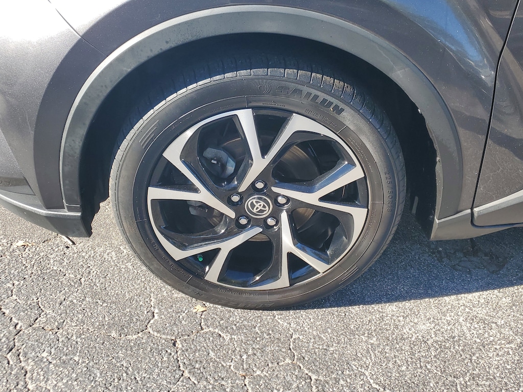 Used 2020 Toyota C-HR LE SUV