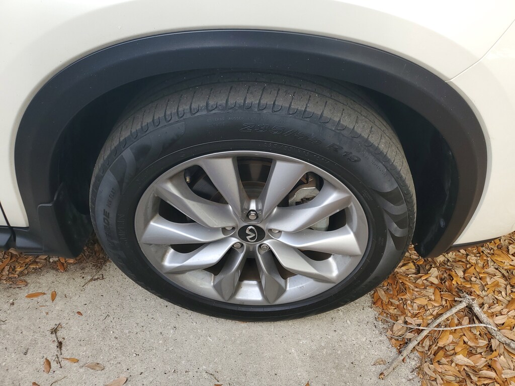 2022 Infiniti QX50 Luxe photo 4