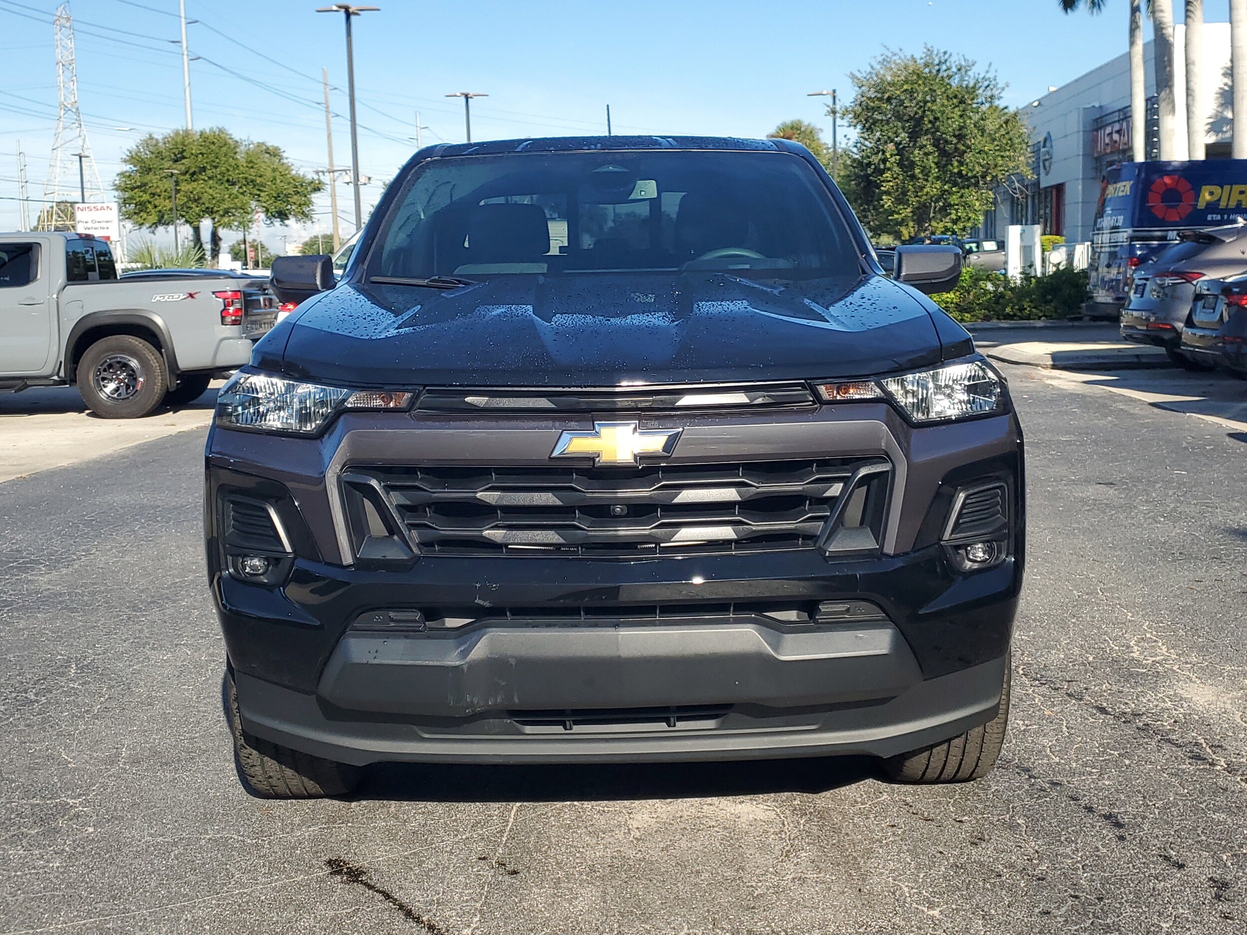 2023 Chevrolet Colorado LT photo 2