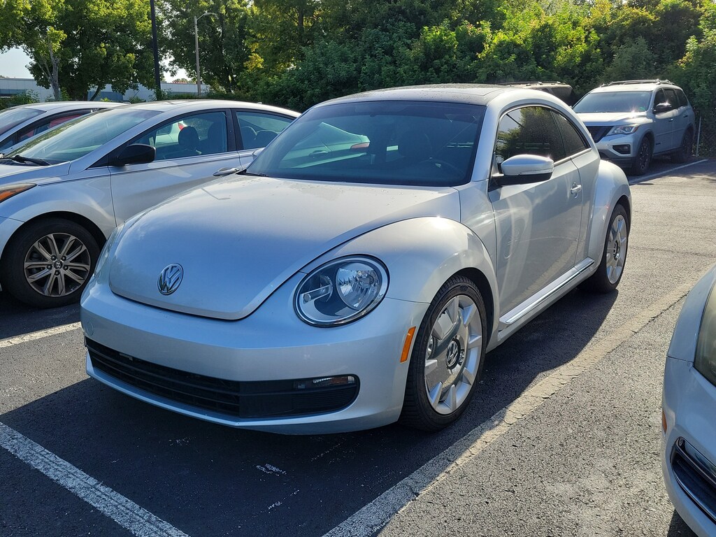 Used 2012 Volkswagen Beetle 2.5L w/PZEV Hatchback