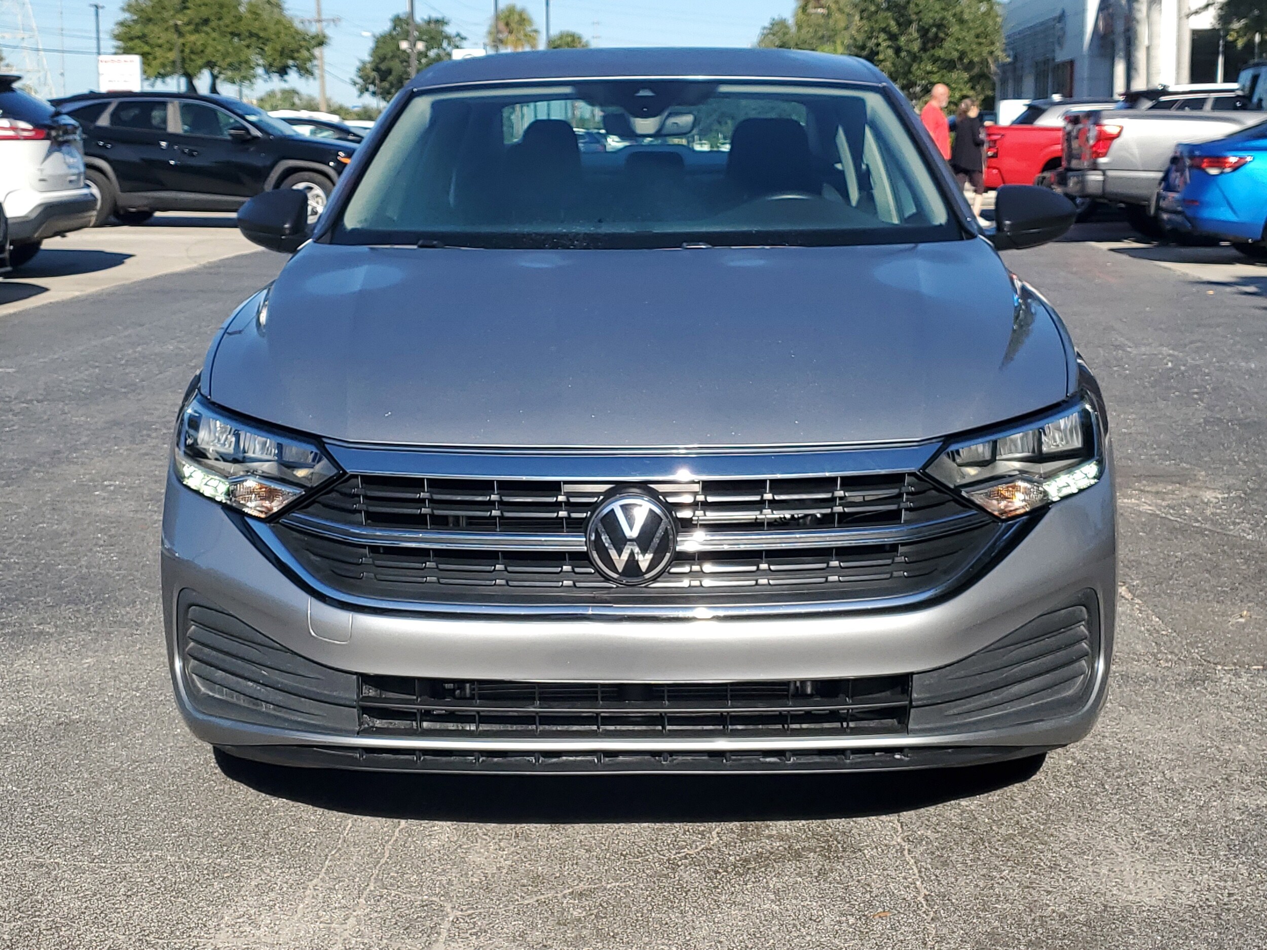 2024 Volkswagen Jetta SE photo 2
