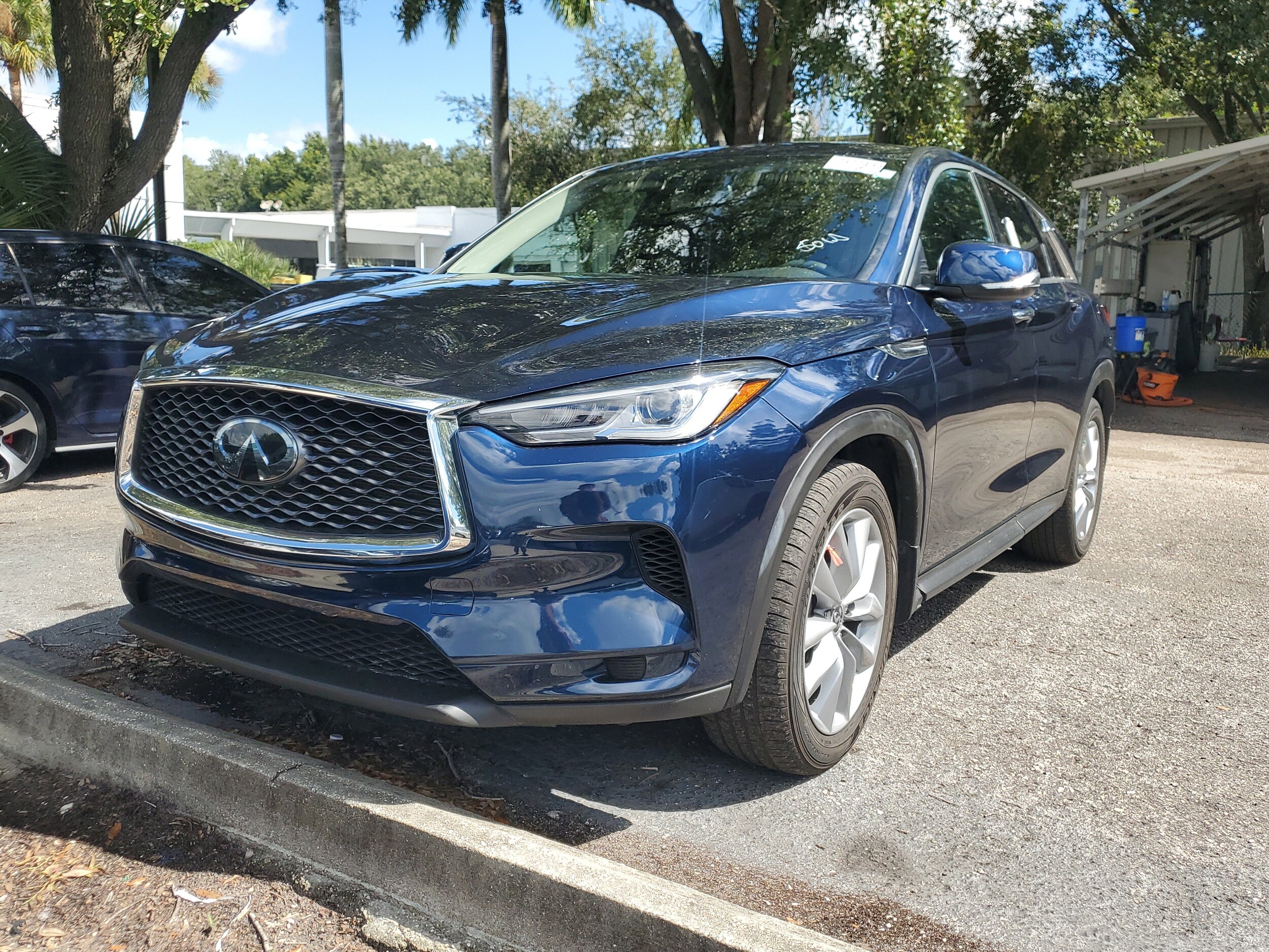 2022 Infiniti QX50 PURE photo 2