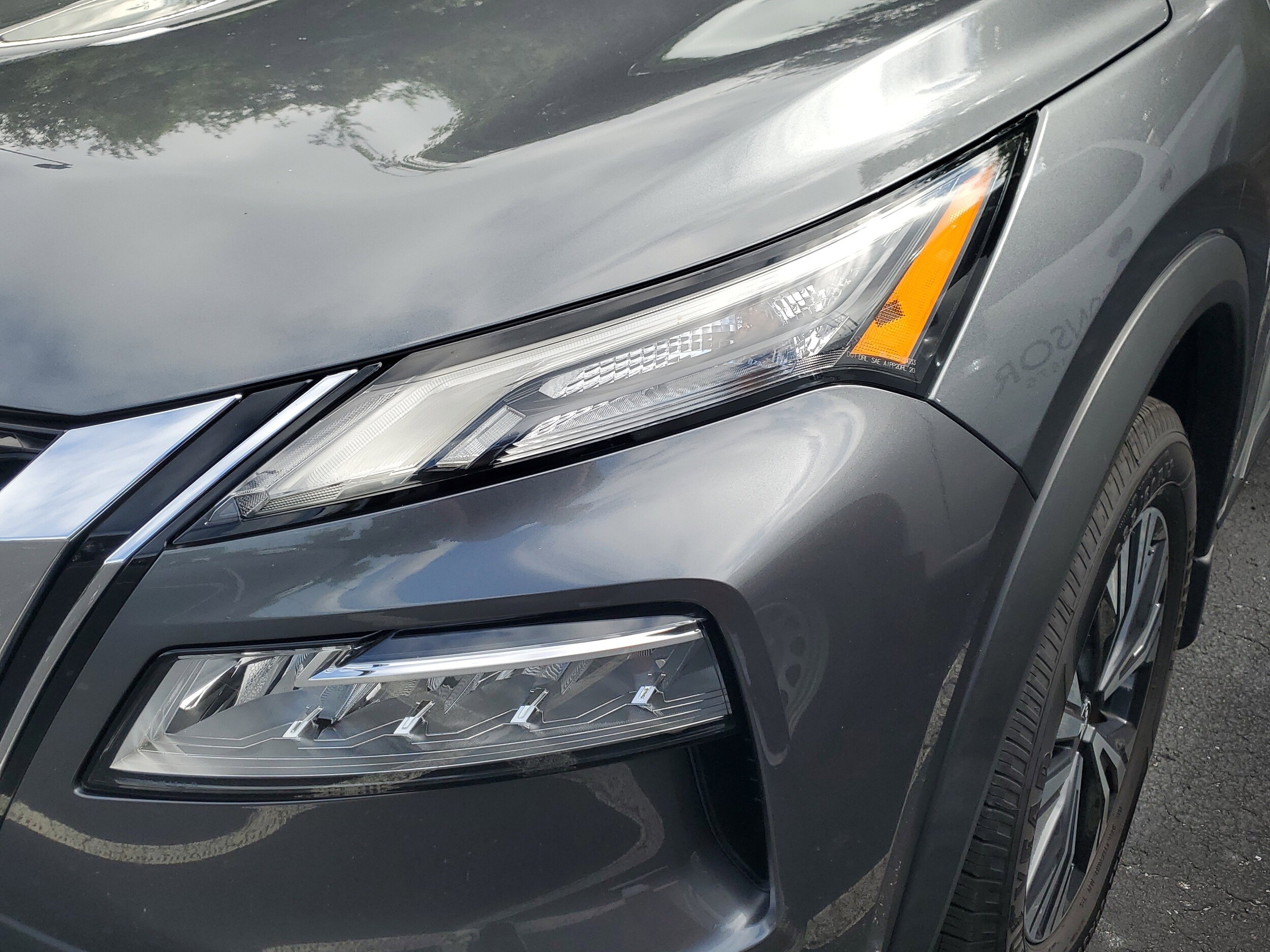 2023 Nissan Rogue SV photo 4
