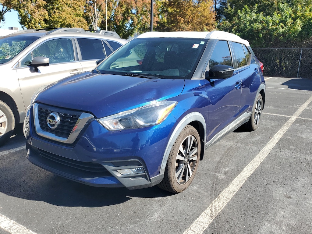 Used 2018 Nissan Kicks SR SUV