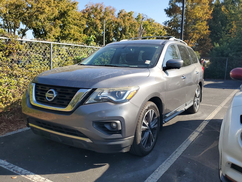 Used 2017 Nissan Pathfinder Platinum SUV