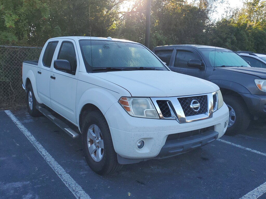 Used 2013 Nissan Frontier SV Truck Crew Cab