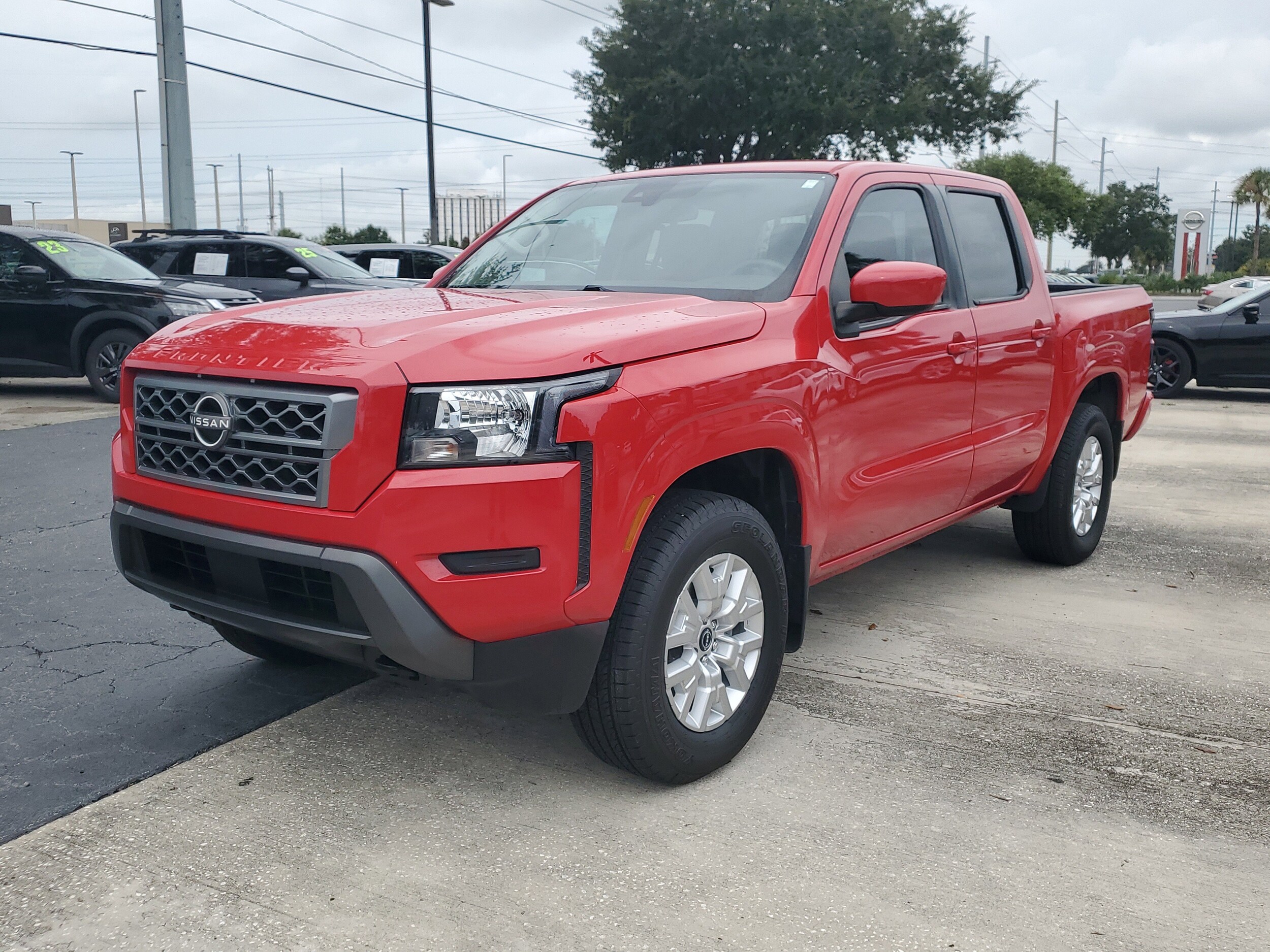 2022 Nissan Frontier SV photo 3