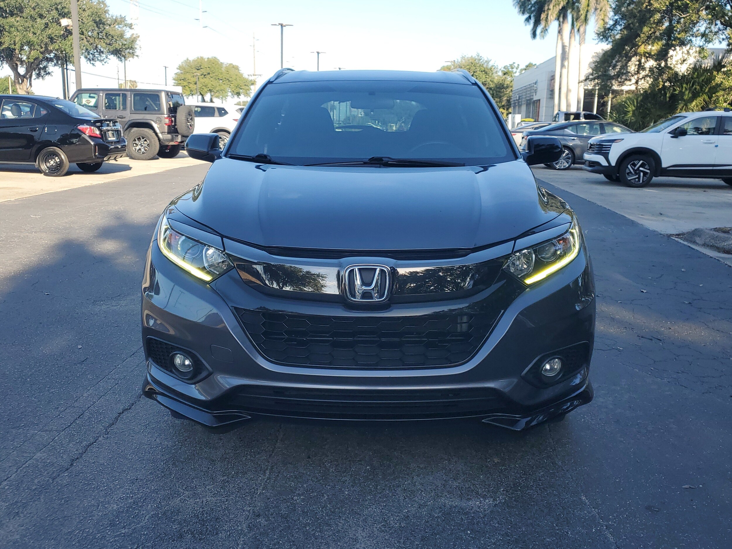 2020 Honda HR-V Sport 2WD photo 2