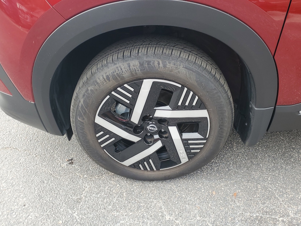 Certified 2025 Nissan Kicks SV SUV