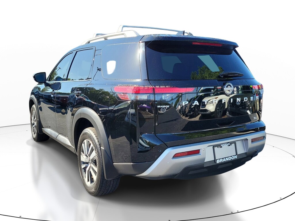 Certified 2025 Nissan Pathfinder SL SUV