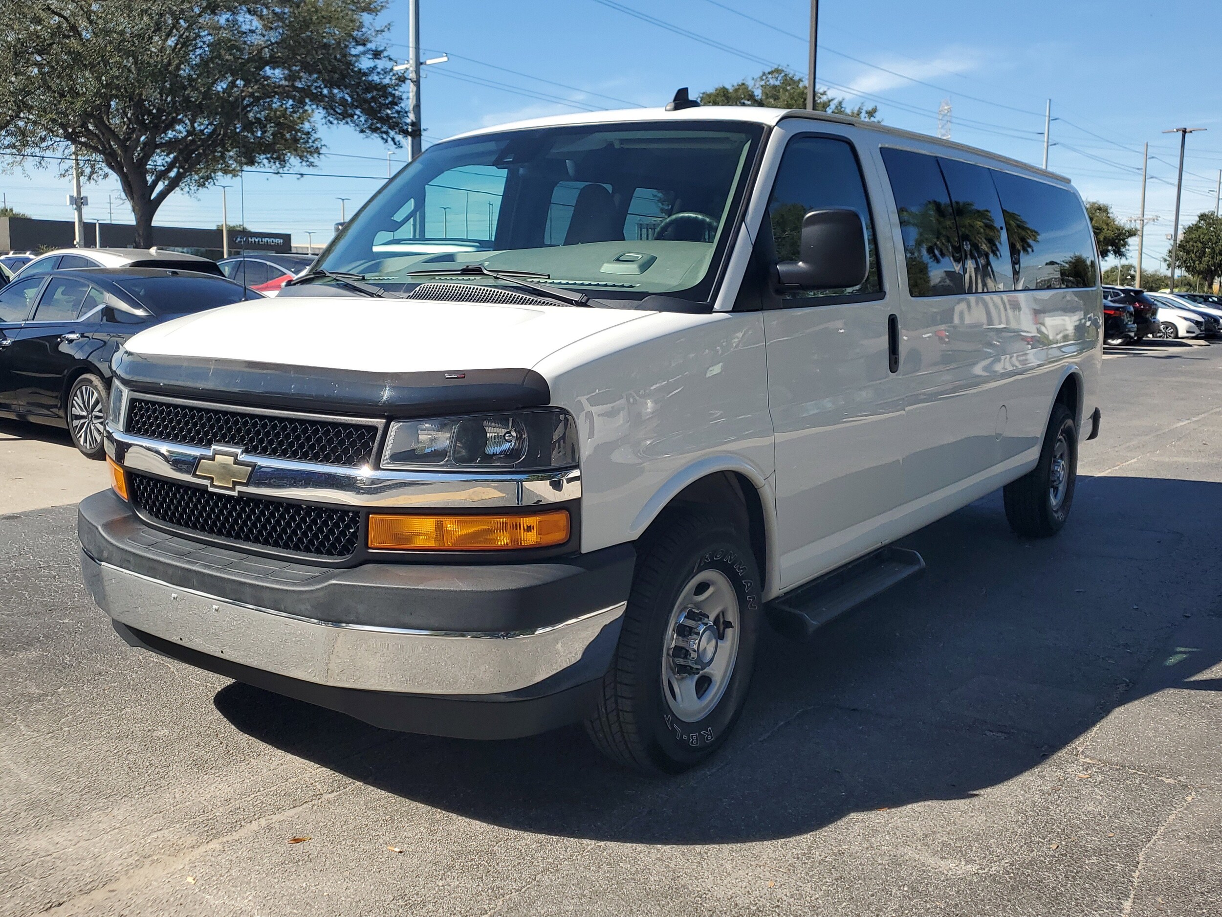 2019 Chevrolet Express 3500 LT Passenger Van photo 2