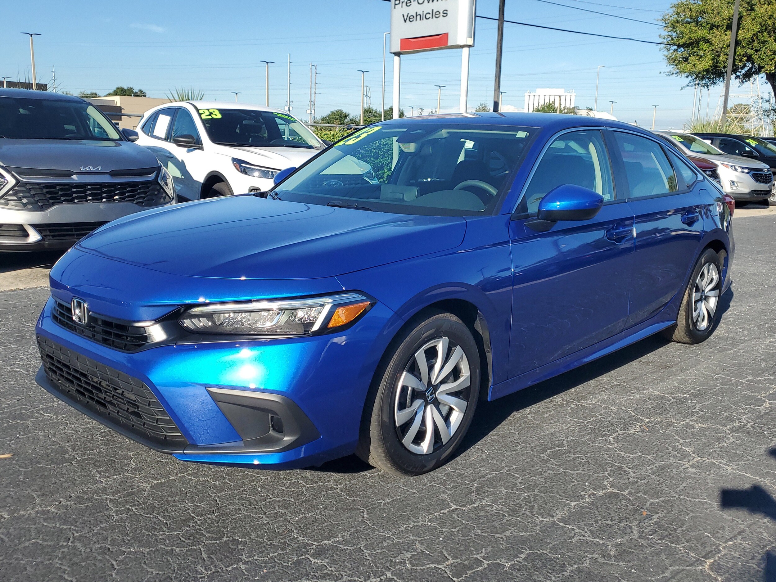 2023 Honda Civic LX photo 3
