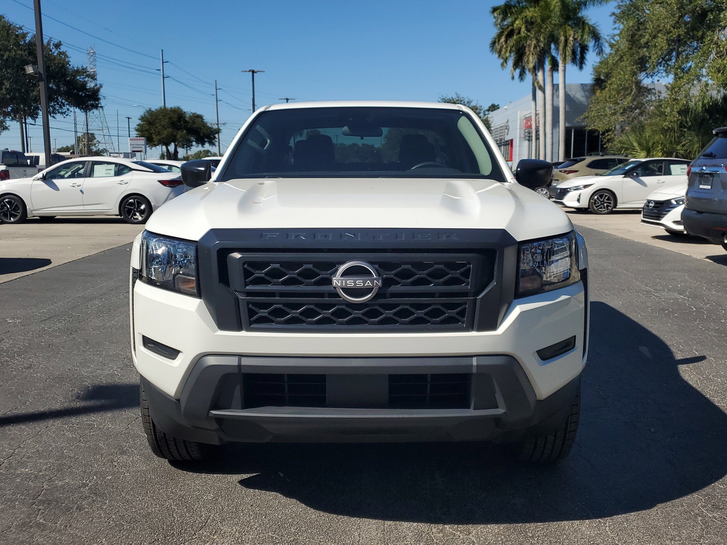 2024 Nissan Frontier S photo 2