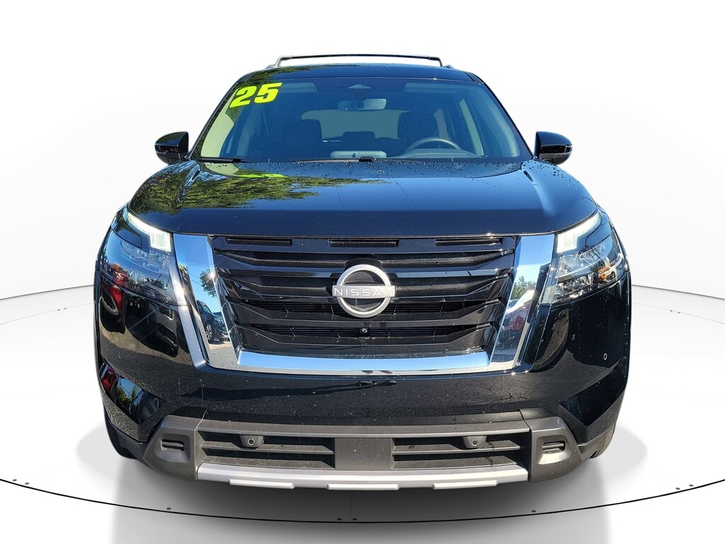 Certified 2025 Nissan Pathfinder SL SUV