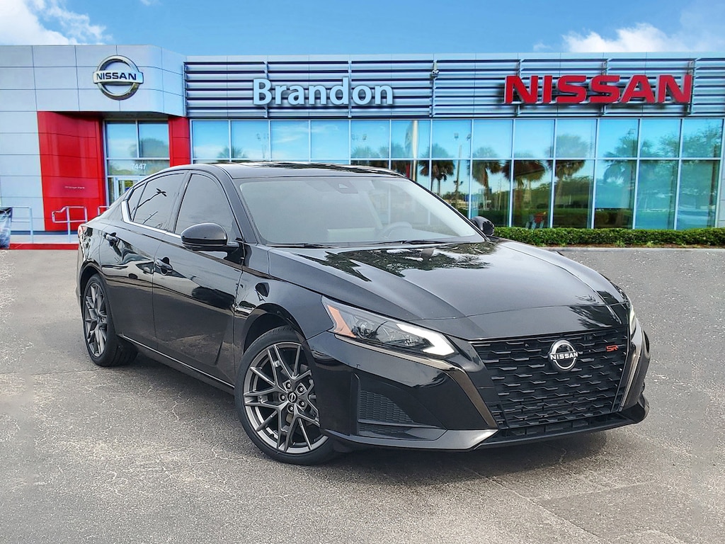 Certified 2023 Nissan Altima SR VC-Turbo Sedan