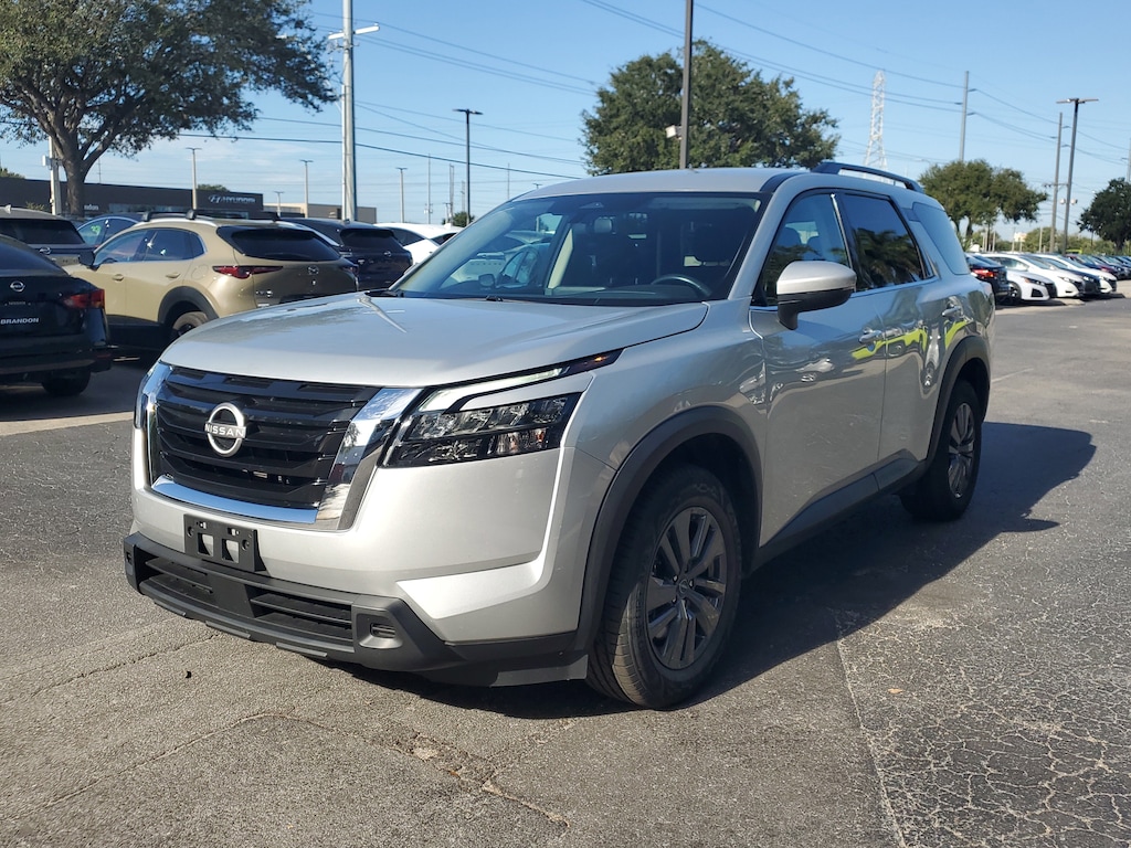 Certified 2024 Nissan Pathfinder SV SUV
