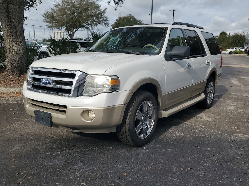 2010 Ford Expedition Eddie Bauer photo 3