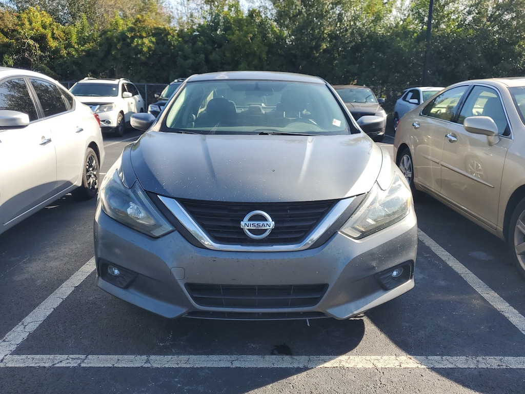 Used 2016 Nissan Altima 2.5 SR Sedan