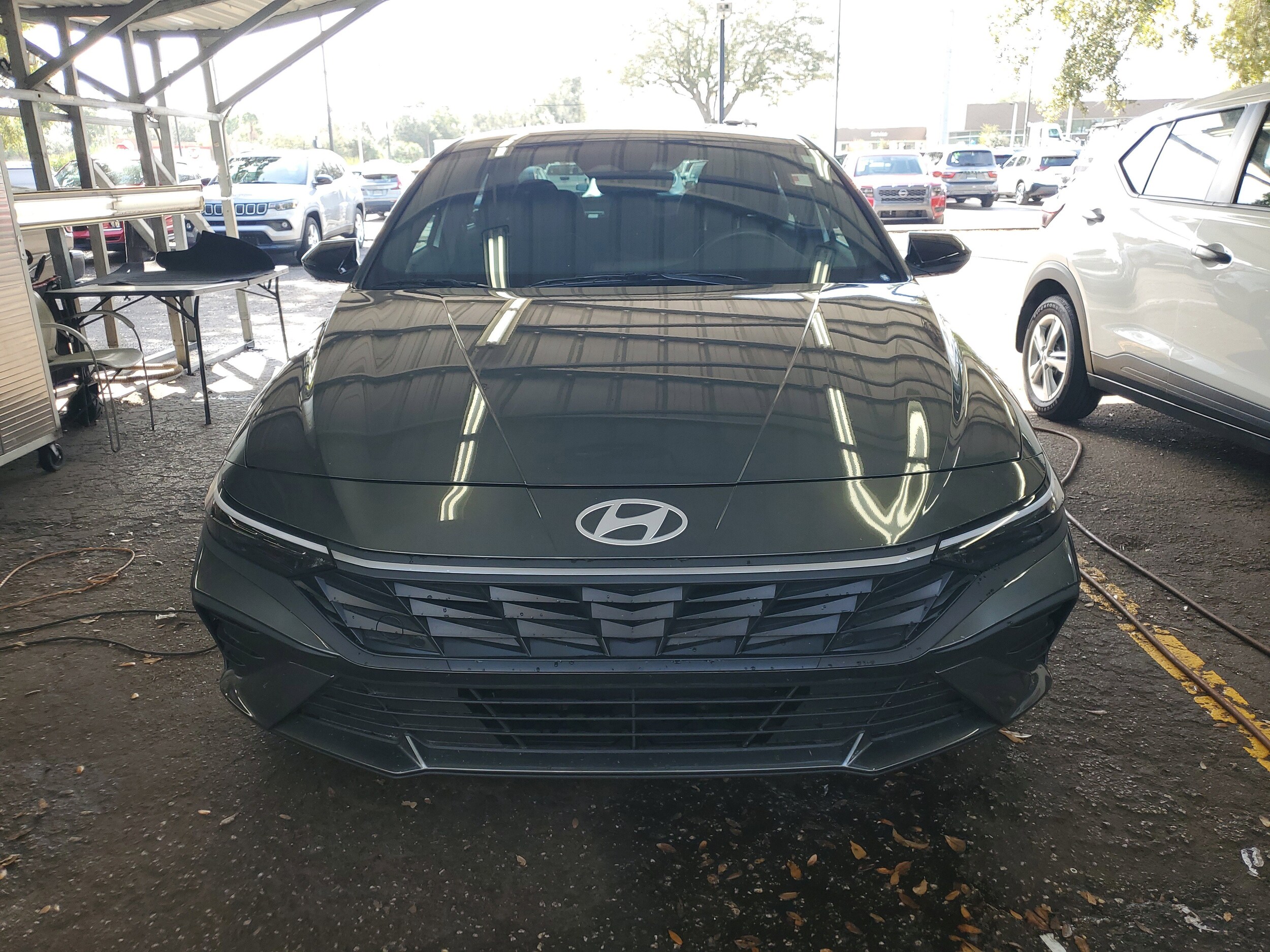 2025 Hyundai Elantra SEL Sport photo 2