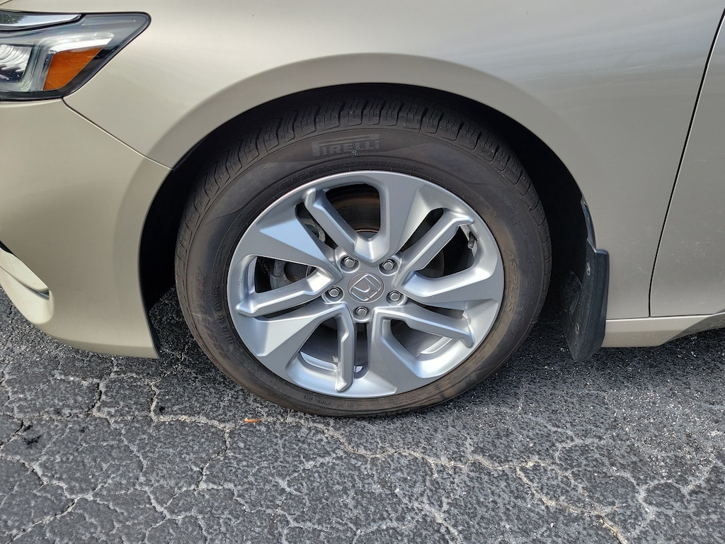 Used 2018 Honda Accord LX Sedan