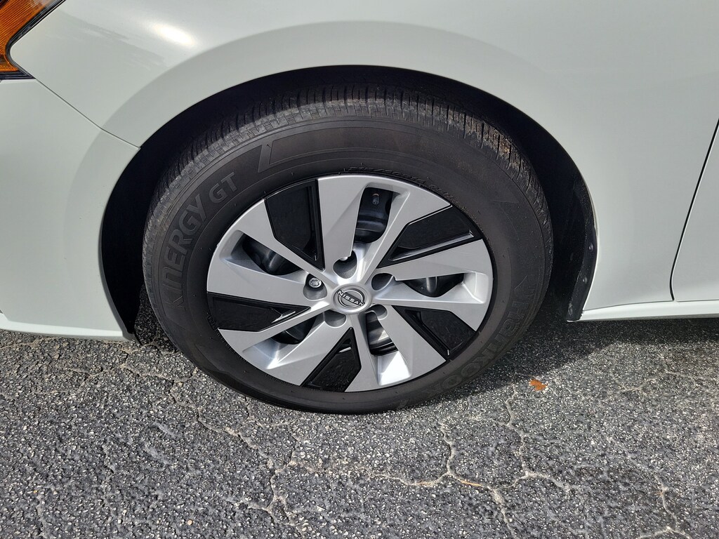 Certified 2025 Nissan Altima S Sedan