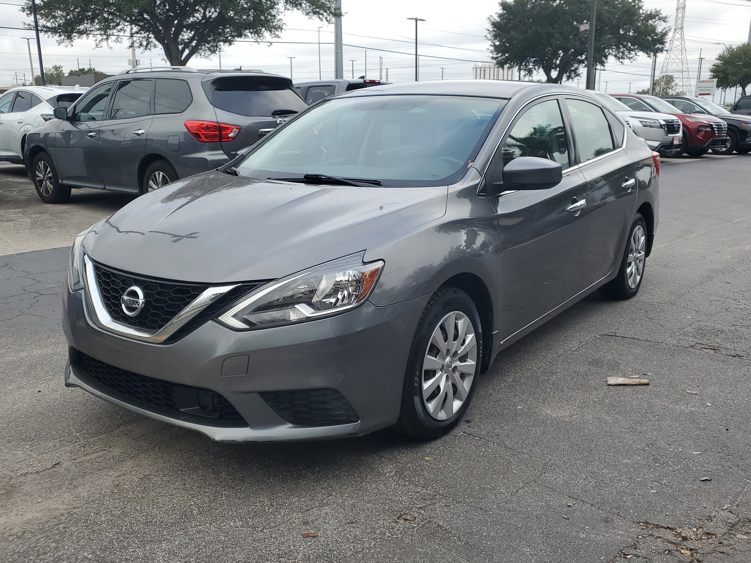 2019 Nissan Sentra S photo 3