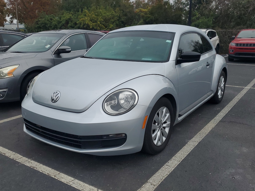 Used 2016 Volkswagen Beetle 1.8T Classic Hatchback