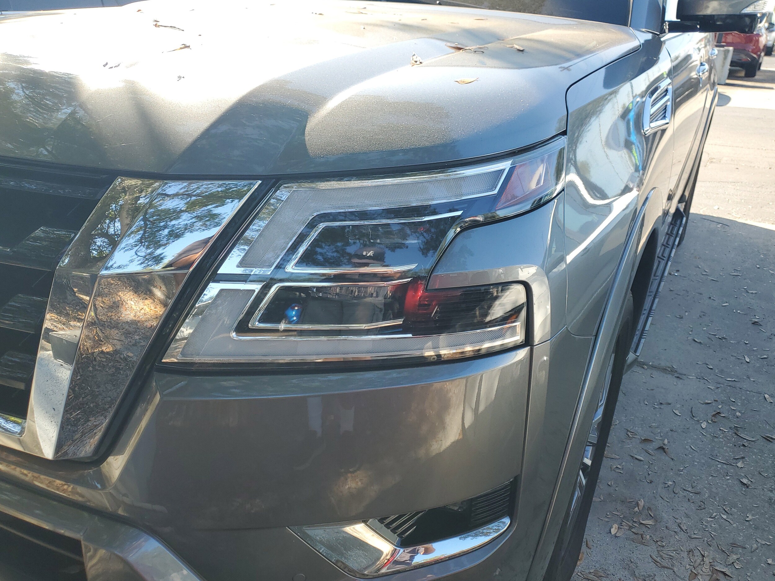 2023 Nissan Armada SL photo 2