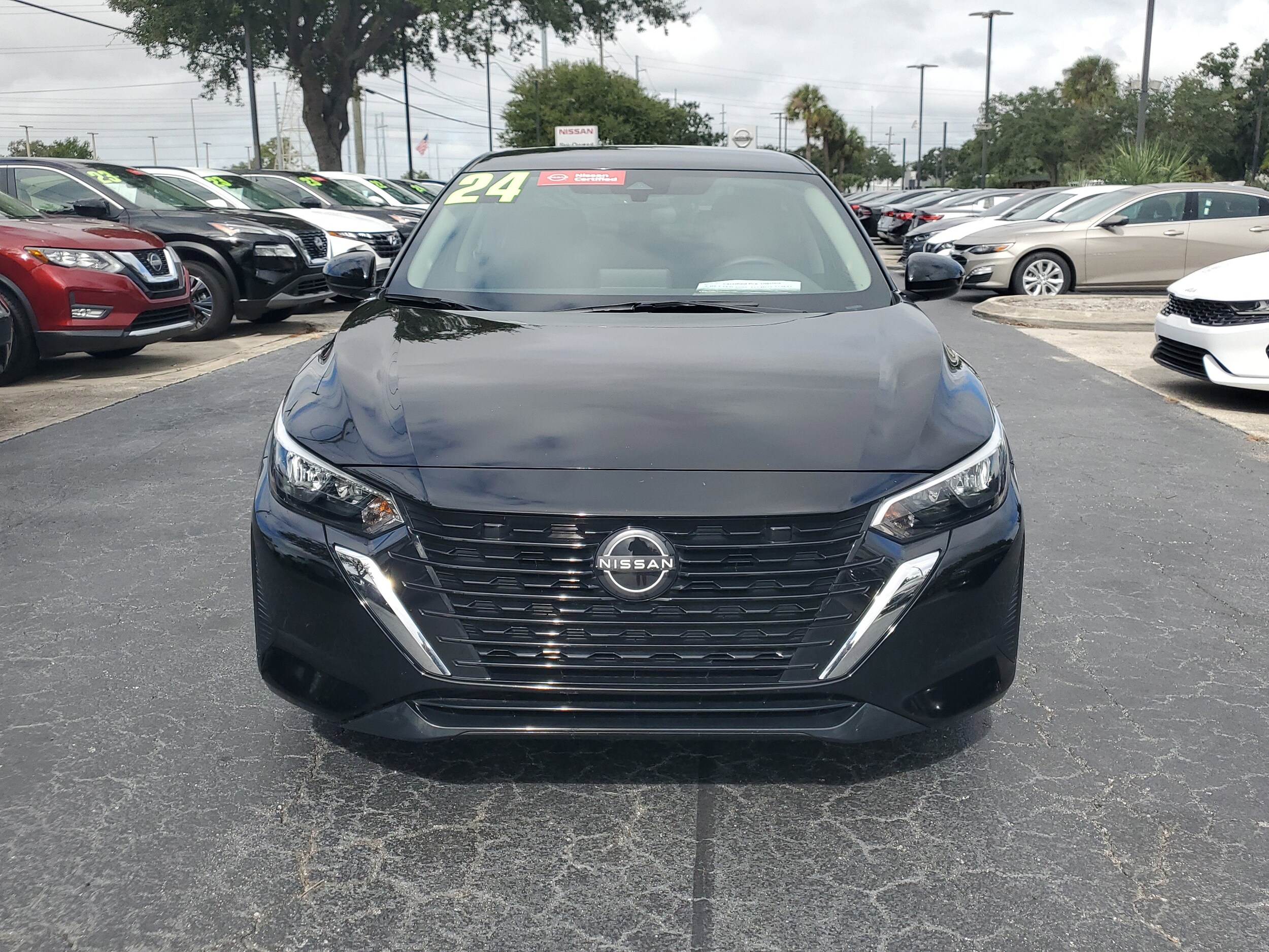 2024 Nissan Sentra SV photo 2