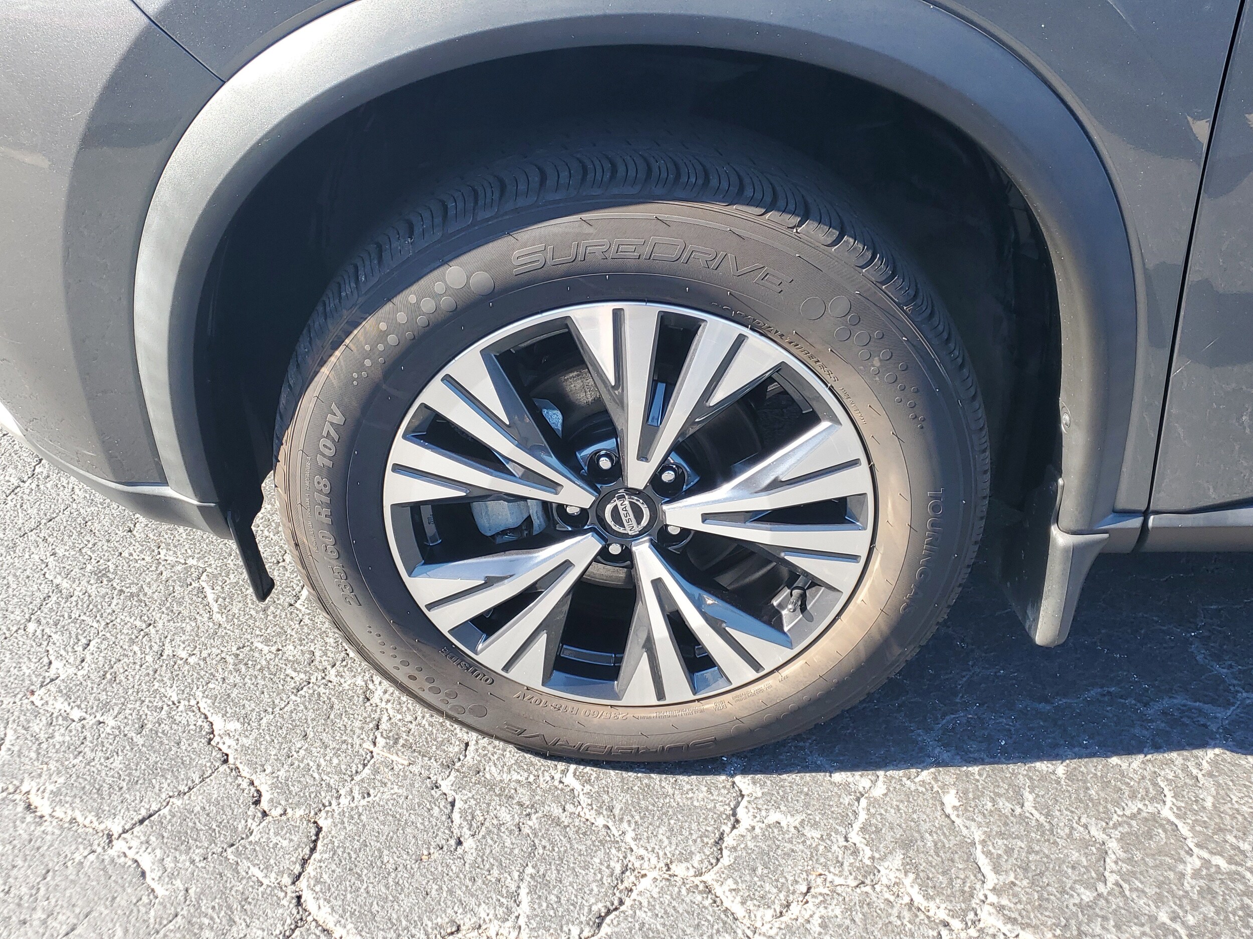 2021 Nissan Rogue SV photo 4
