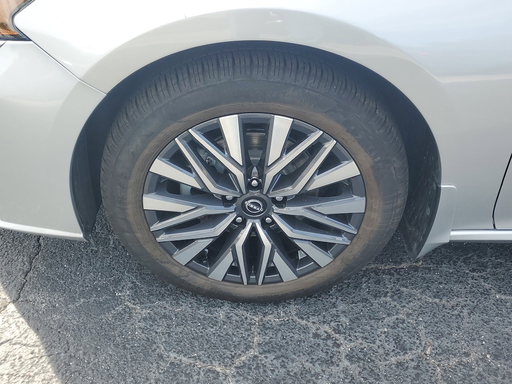 Certified 2023 Nissan Altima 2.5 SV Sedan