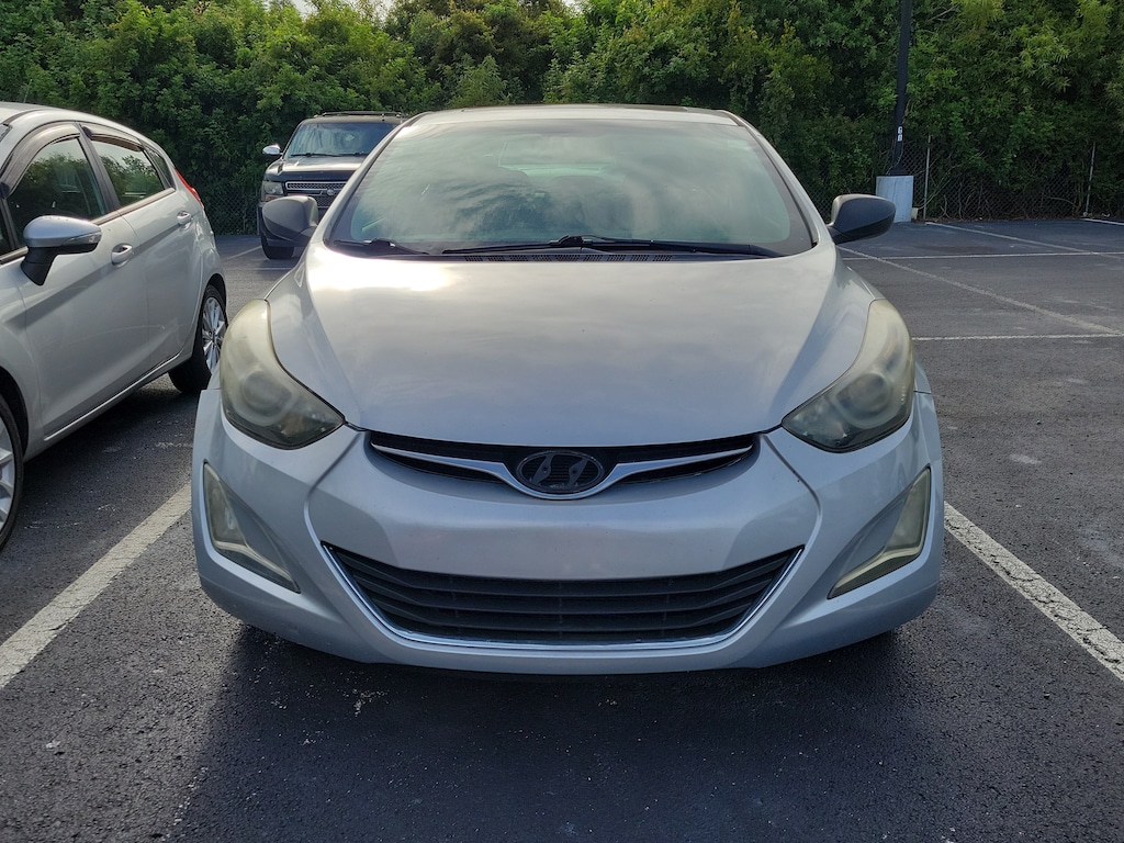 Used 2015 Hyundai Elantra SE Sedan
