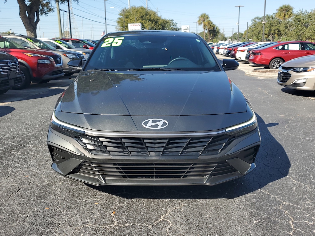 Used 2025 Hyundai Elantra SEL Sport Sedan