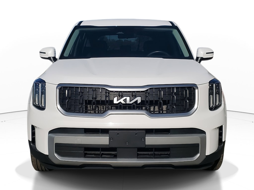2024 Kia Telluride LX photo 2
