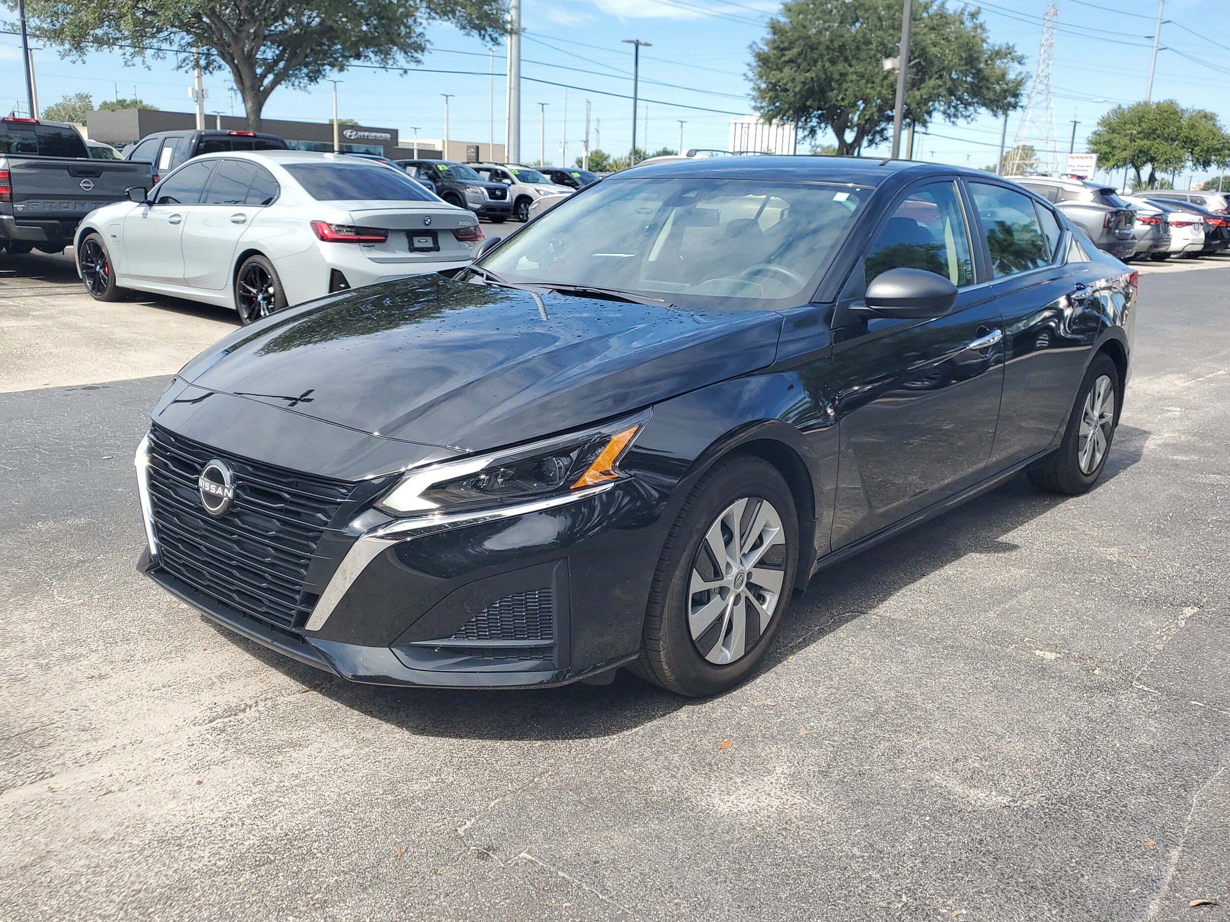 2024 Nissan Altima 2.5 S photo 3