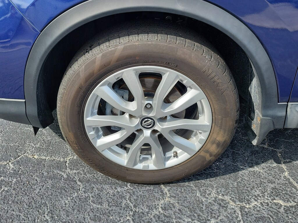 Used 2020 Nissan
